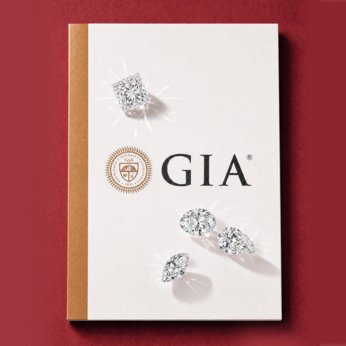 Only 1% of diamonds meet the Darry Ring standard: Discover our GIA-certified engagement rings committed to exceptional quality.